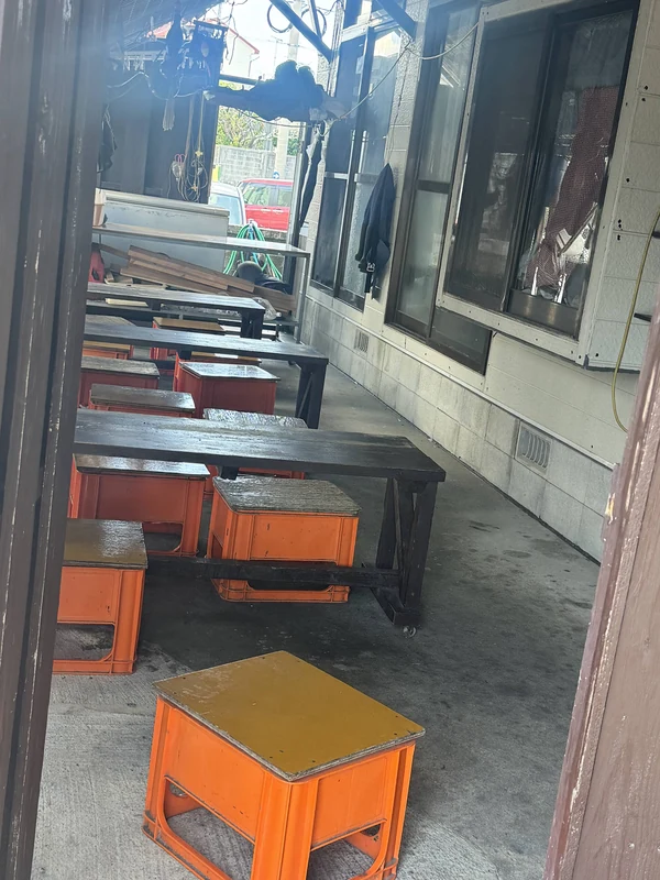古謝もち店のイートインスペース