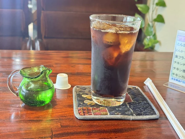 沖縄市ラベンダーのアイスコーヒー
